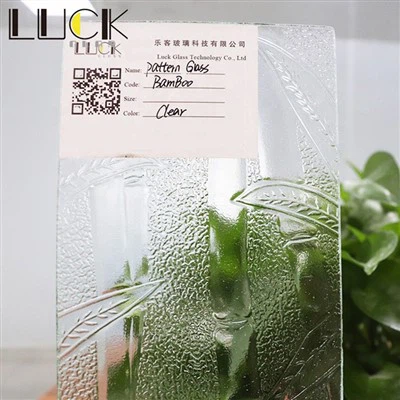 Vidro com padrão de bambu